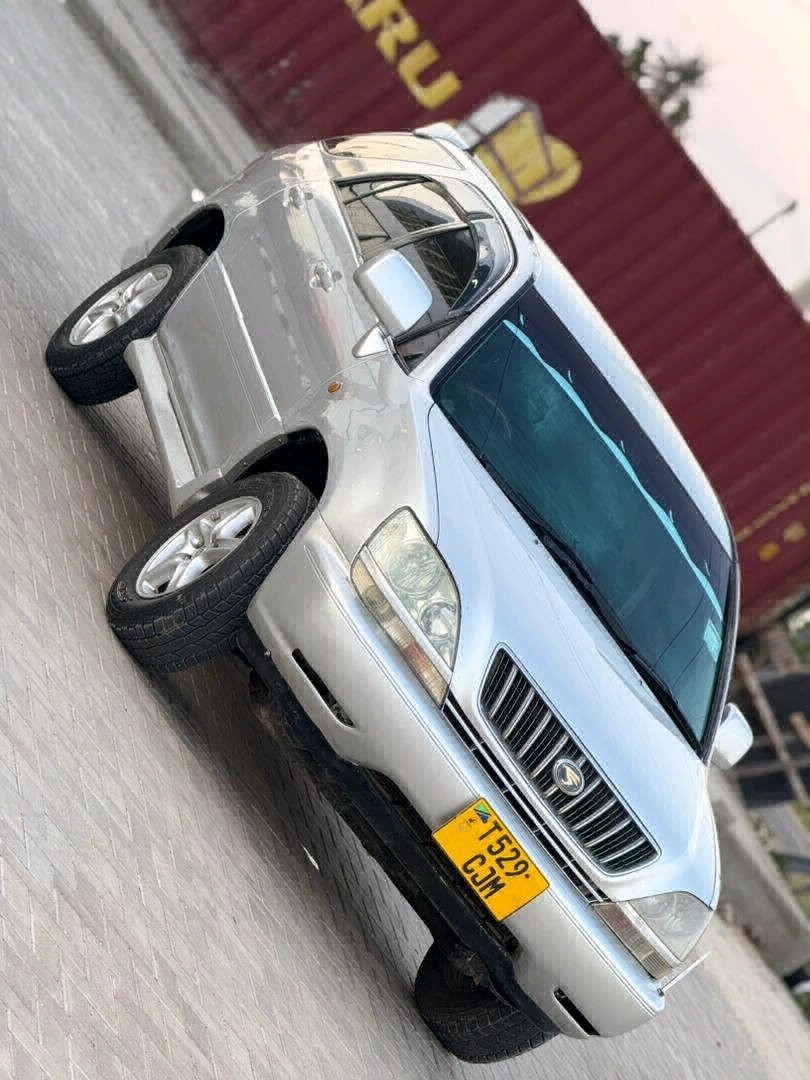 Toyota Harrier Old Model SUV (CJM) thumbnail 3