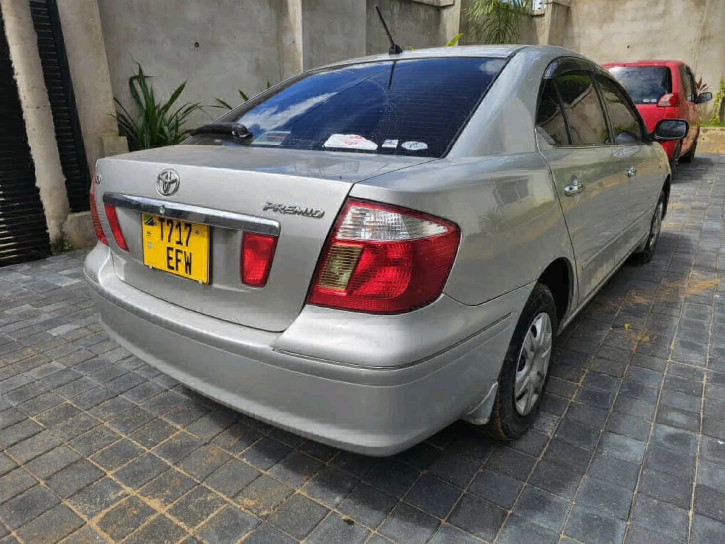 Toyota Premio X 2004 (Reg EFW) thumbnail 2