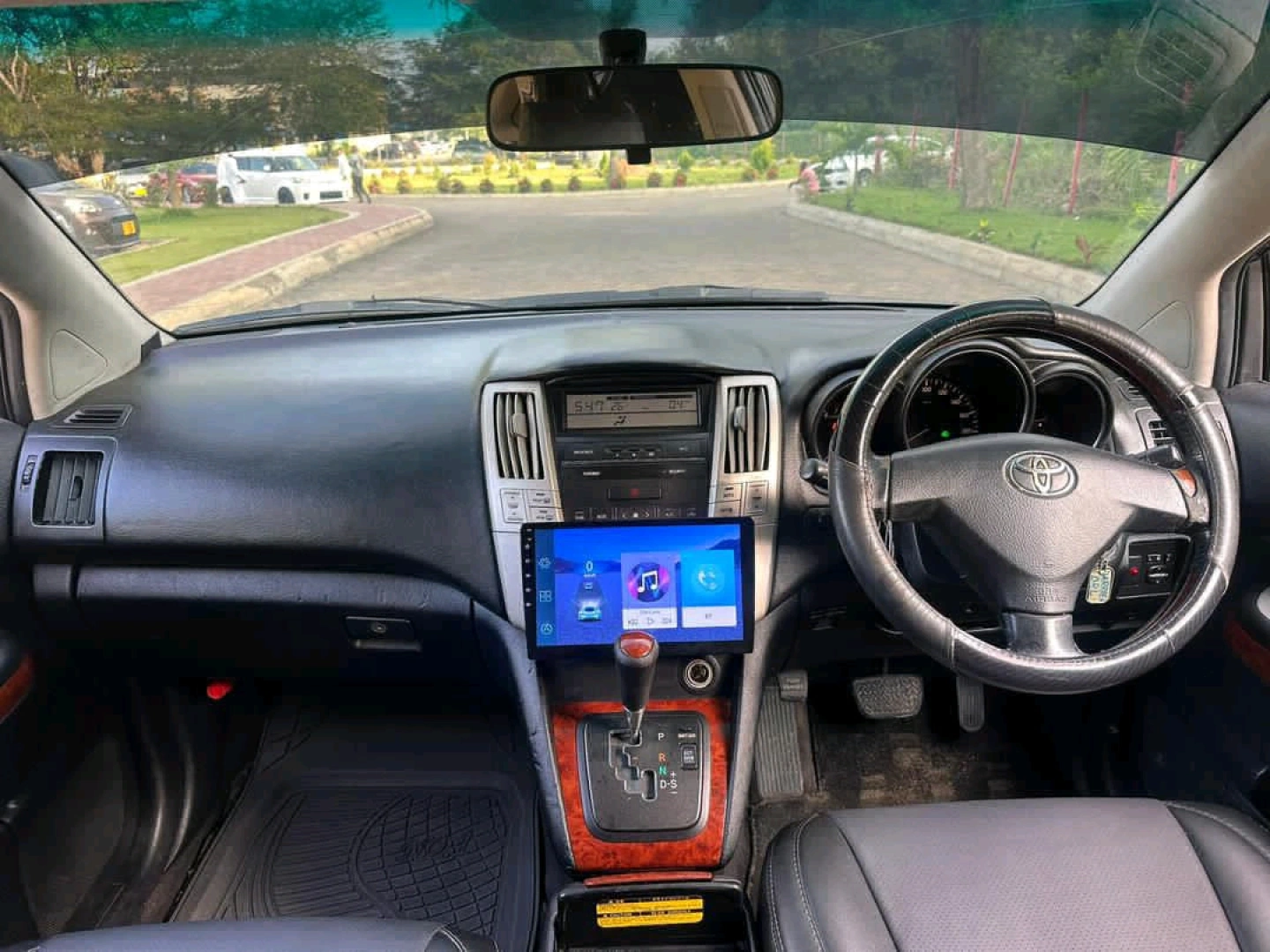 Black Toyota Harrier SUV 2005 New Reg DRL thumbnail 9
