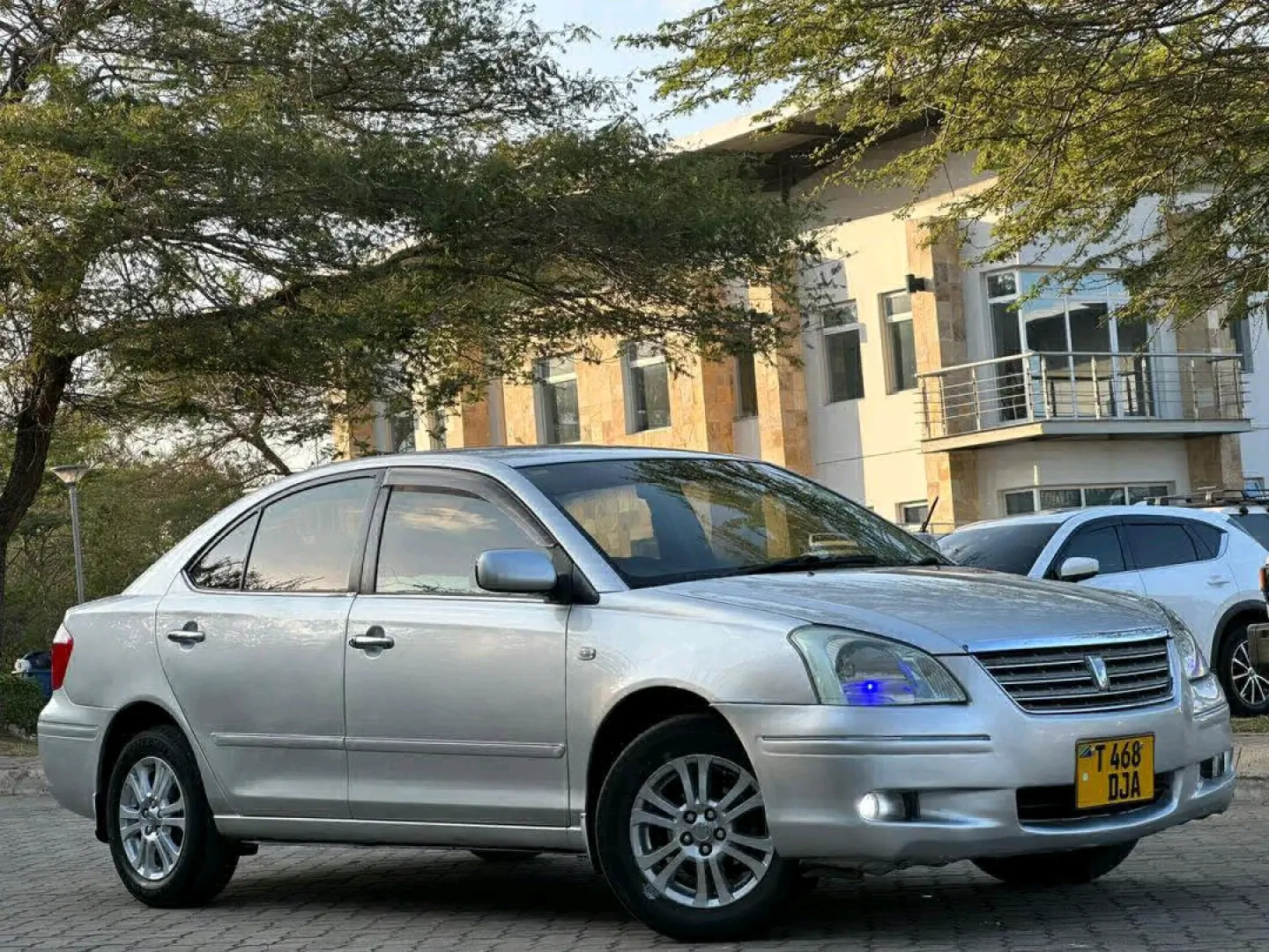 Toyota Premio X Sedan 2006 Model thumbnail 5