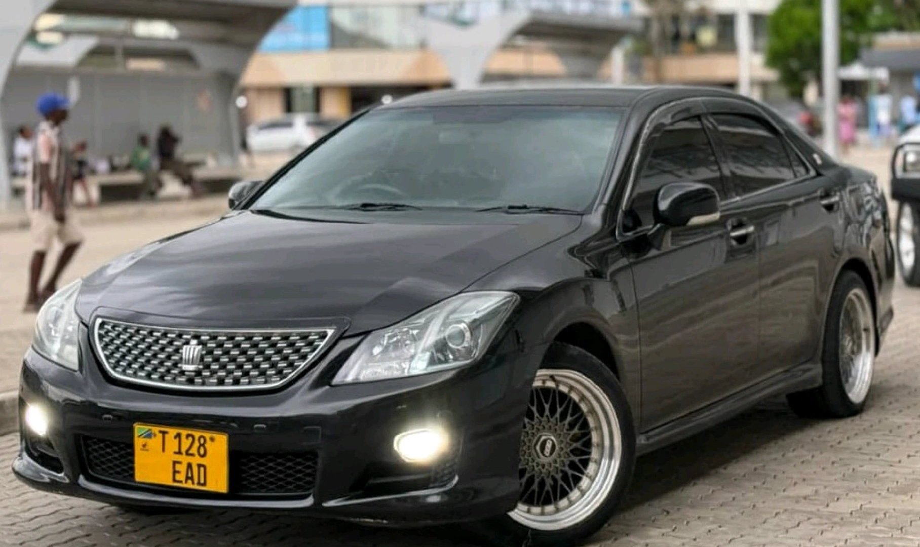 Toyota Crown New Model 2008 - Low Mileage thumbnail 2