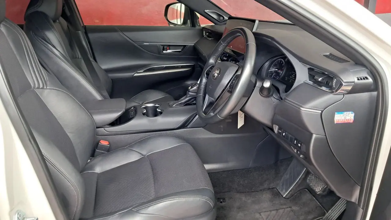 Toyota Harrier 2020 thumbnail 4
