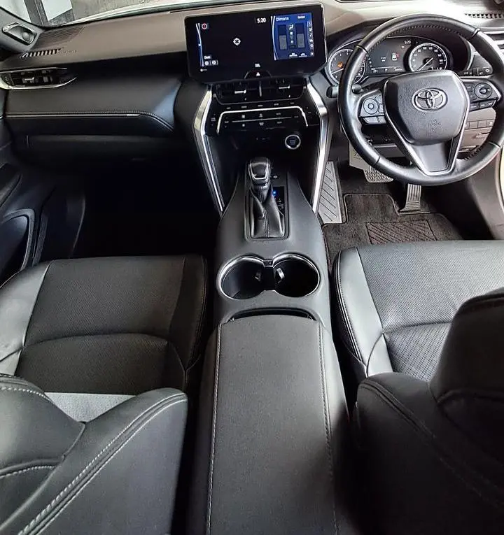 Toyota Harrier 2020 thumbnail 6