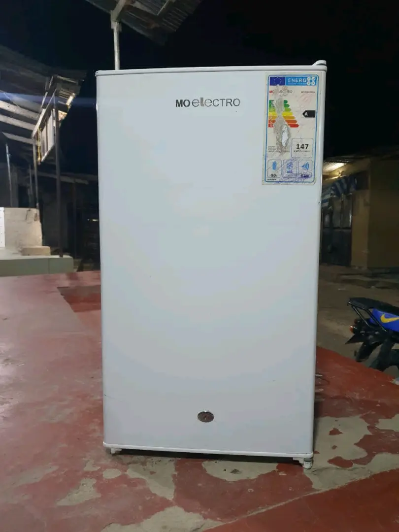 Small MOELectro Refrigerator Like New