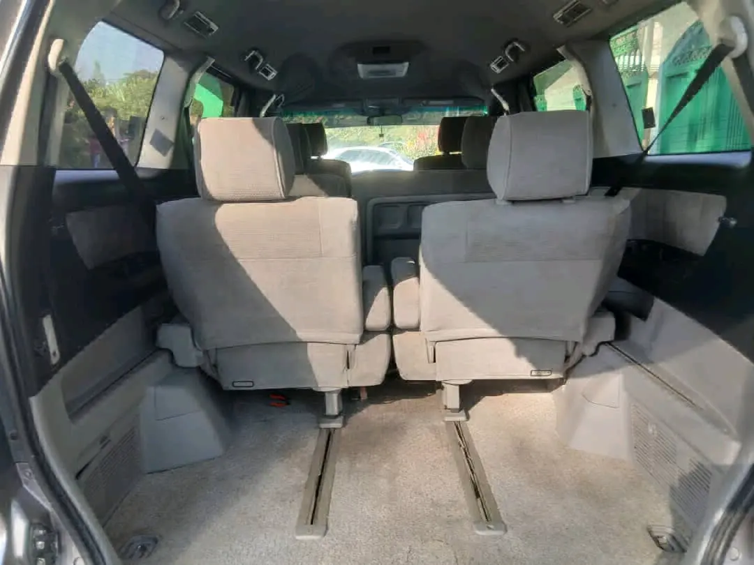Toyota Alphard 2006 thumbnail 4