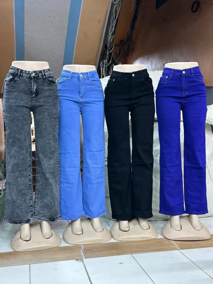 Ladies' High-Waisted Wide-Leg Jeans thumbnail 2