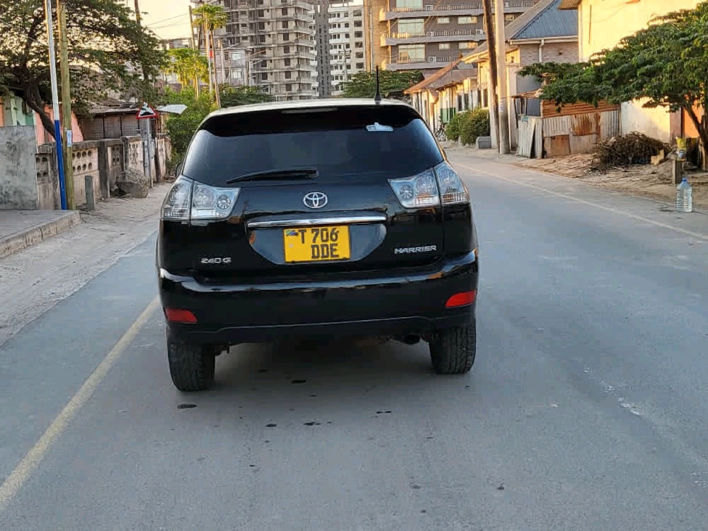 Toyota Harrier 240G 2007 Black SUV