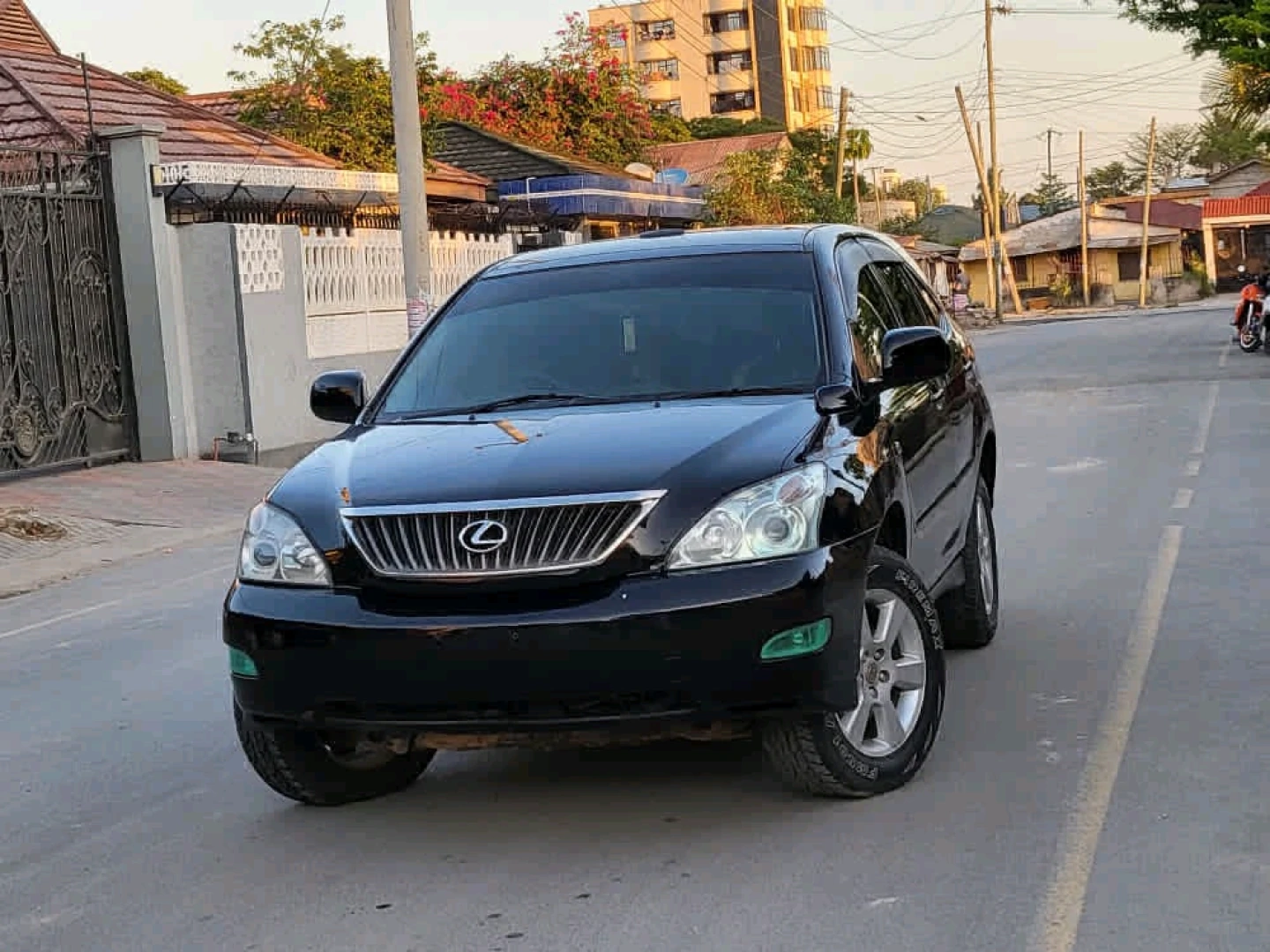 Toyota Harrier 240G 2007 Black SUV thumbnail 2