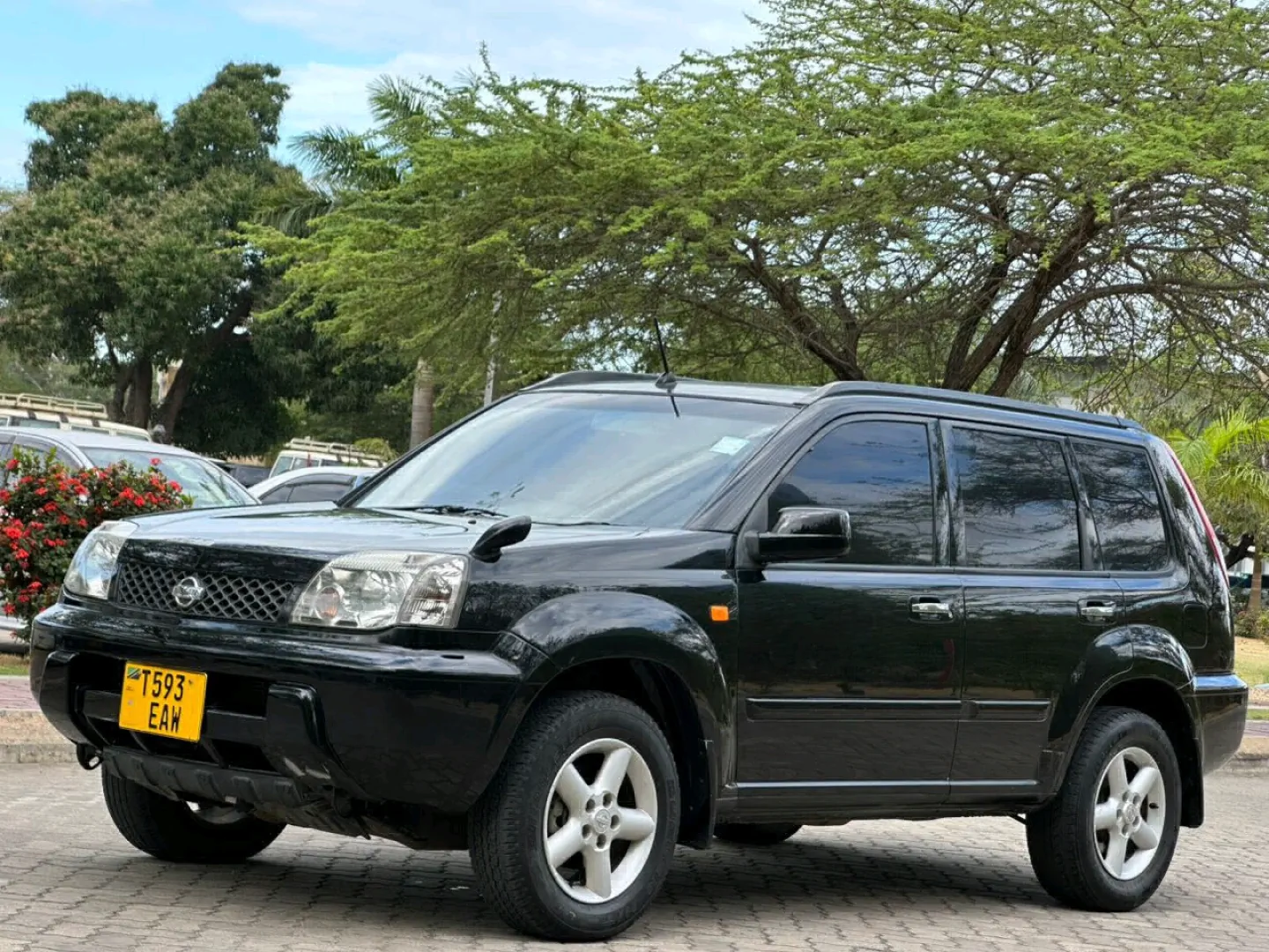 Nissan X-Trail 2003 Black SUV for Sale/Exchange thumbnail 2