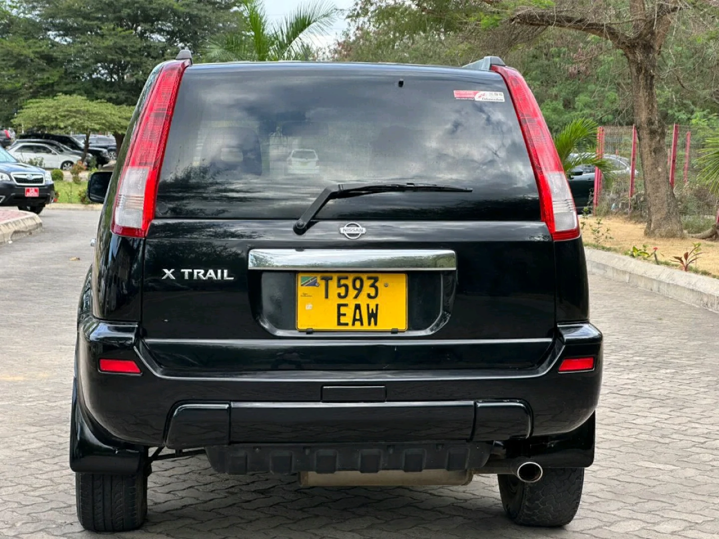 Nissan X-Trail 2003 Black SUV for Sale/Exchange thumbnail 4