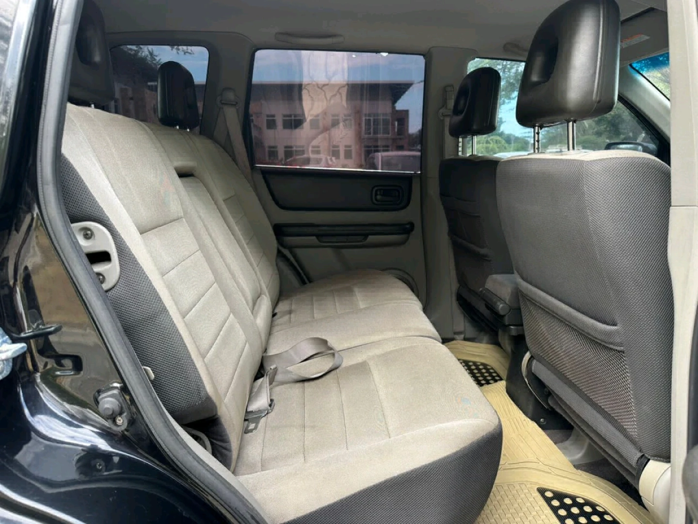 Nissan X-Trail 2003 Black SUV for Sale/Exchange thumbnail 6