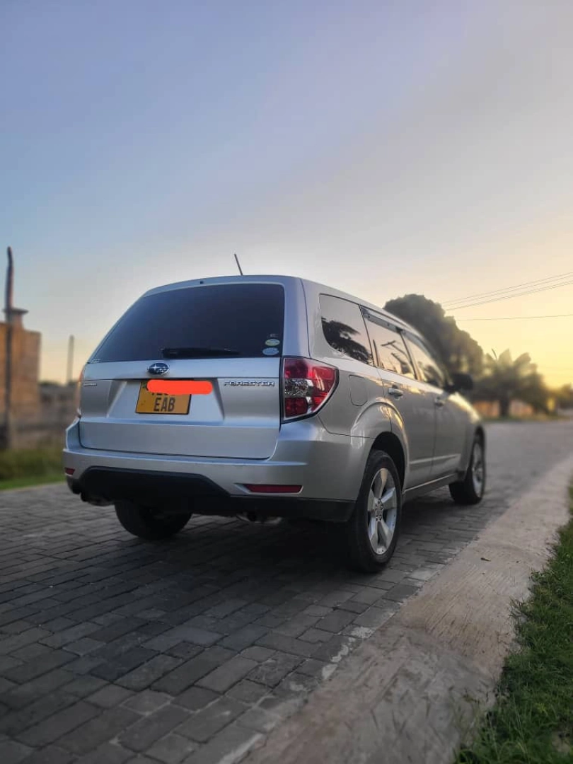 Subaru Forester XT 2010, 1990cc, Silver thumbnail 5