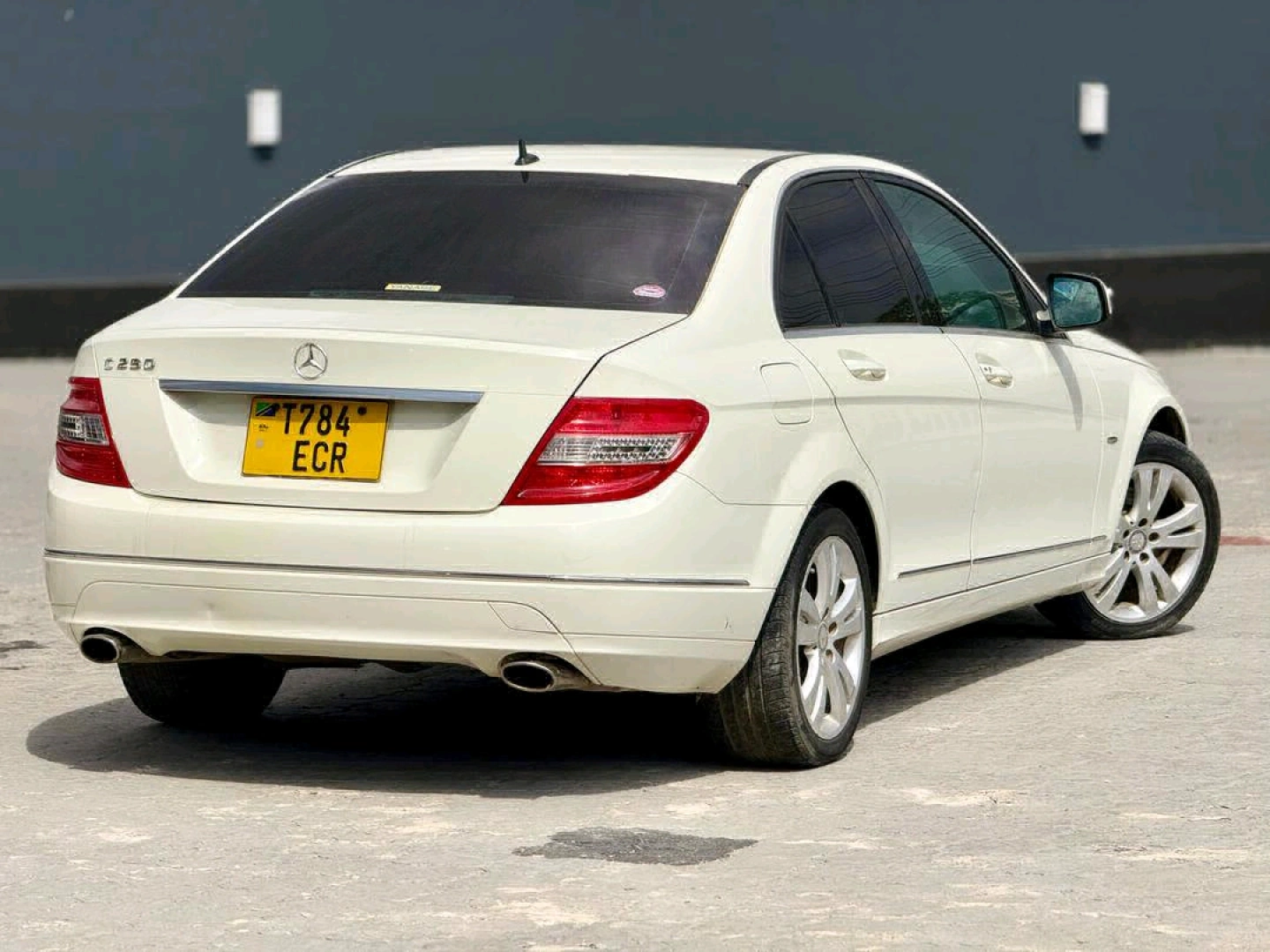 Mercedes Benz C 250 Sedan thumbnail 3