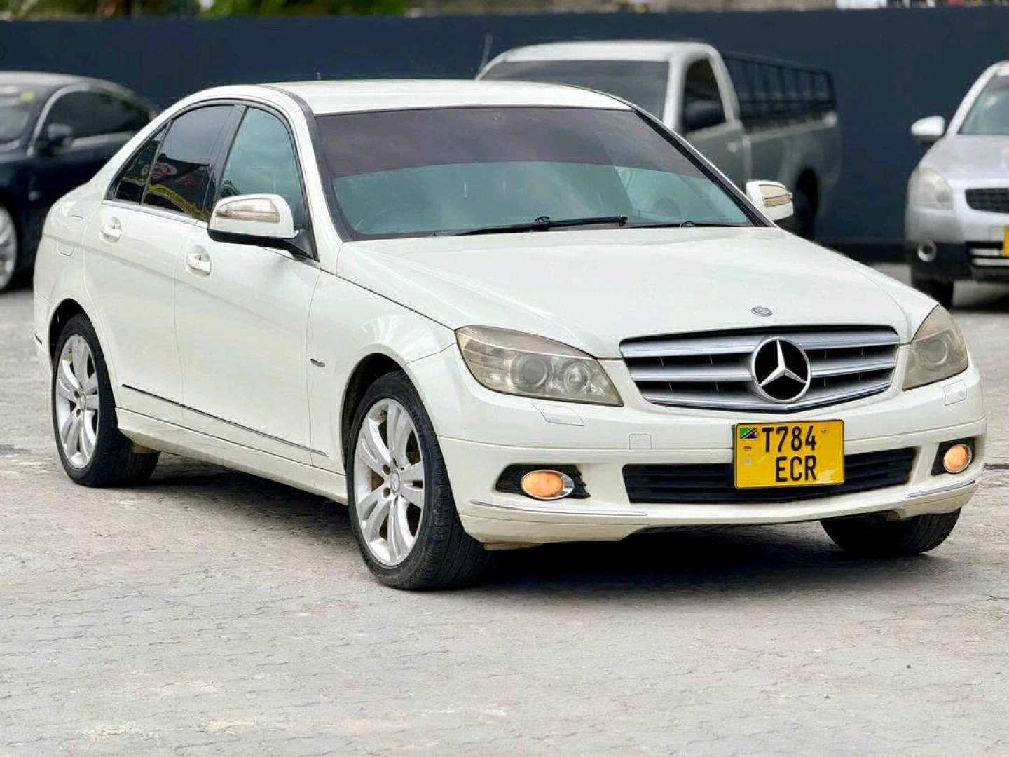Mercedes Benz C 250 Sedan thumbnail 5