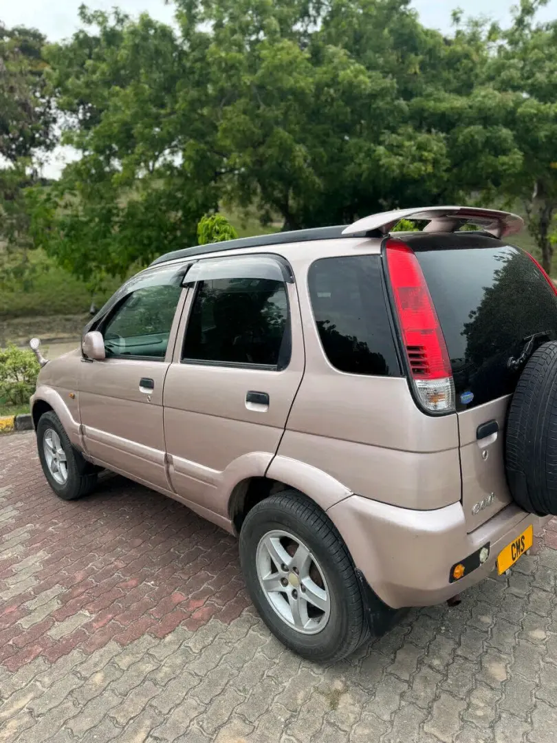 2005 Toyota Cami SUV for Sale thumbnail 7