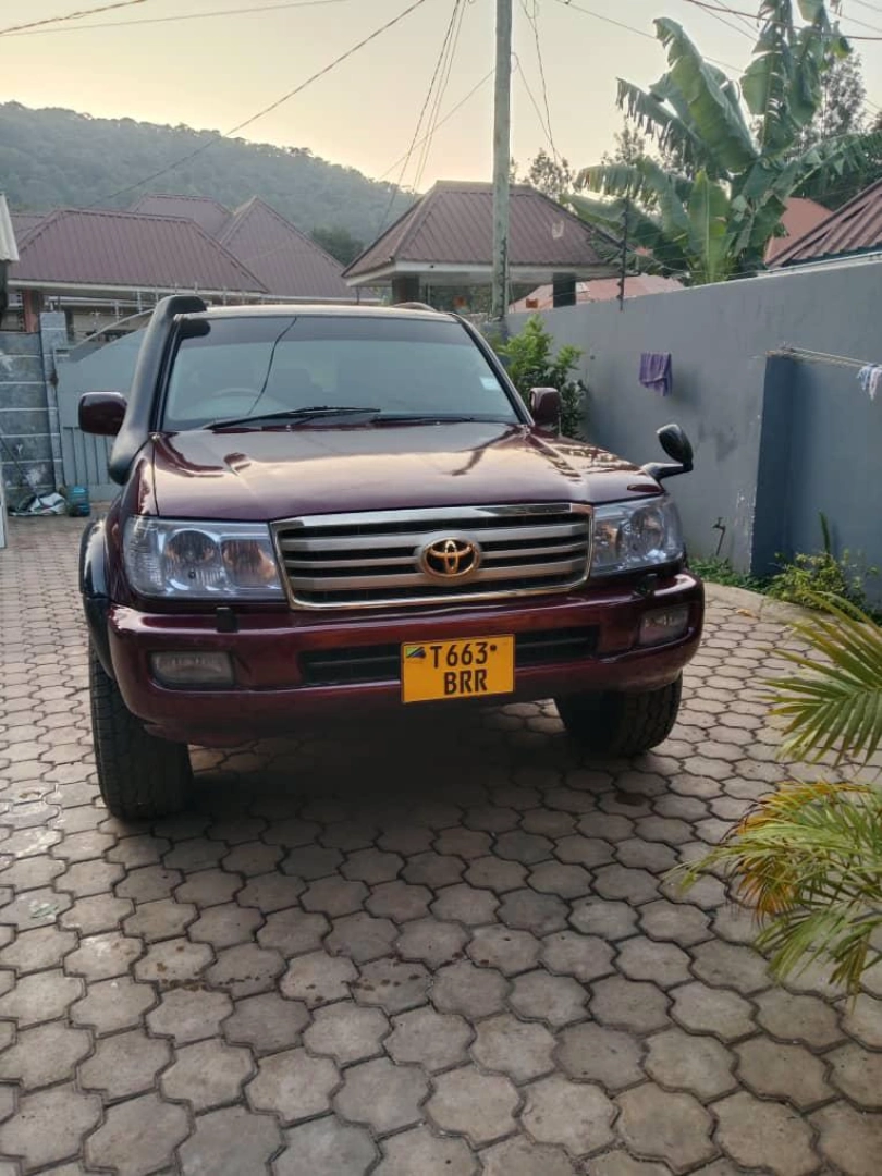 Toyota Land Cruiser VX Amazon 2005 (4600cc)