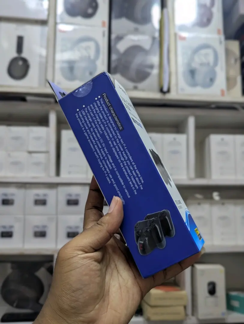 Dobe Dual Charging Dock for PS4 thumbnail 4