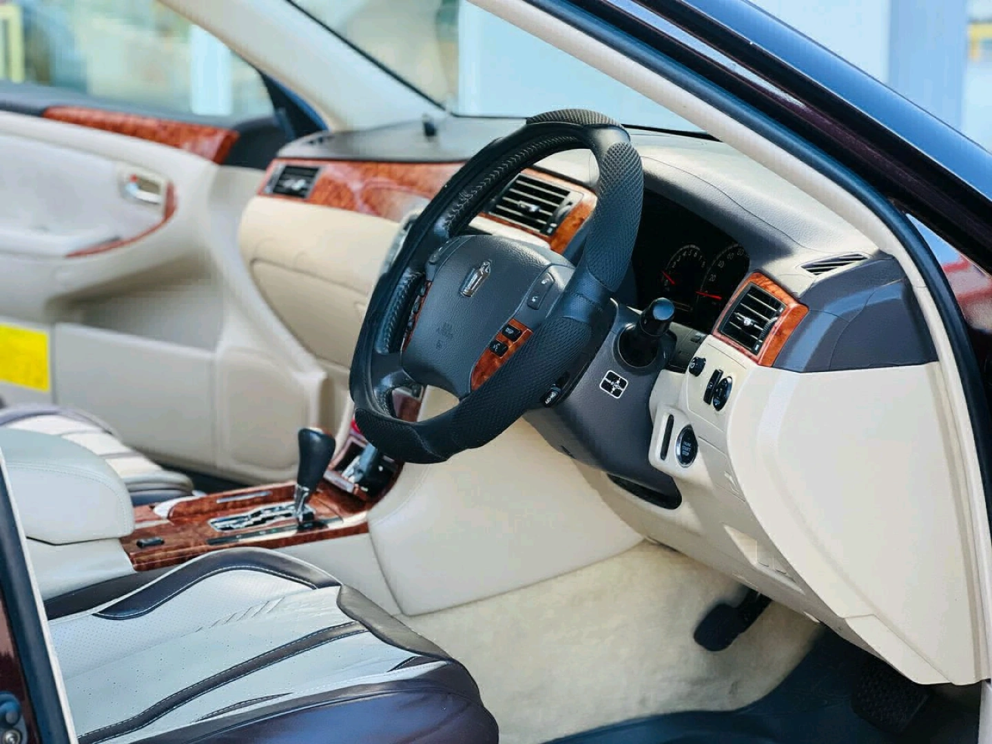 Toyota Crown Athlete 2005 - 16m TZS thumbnail 5