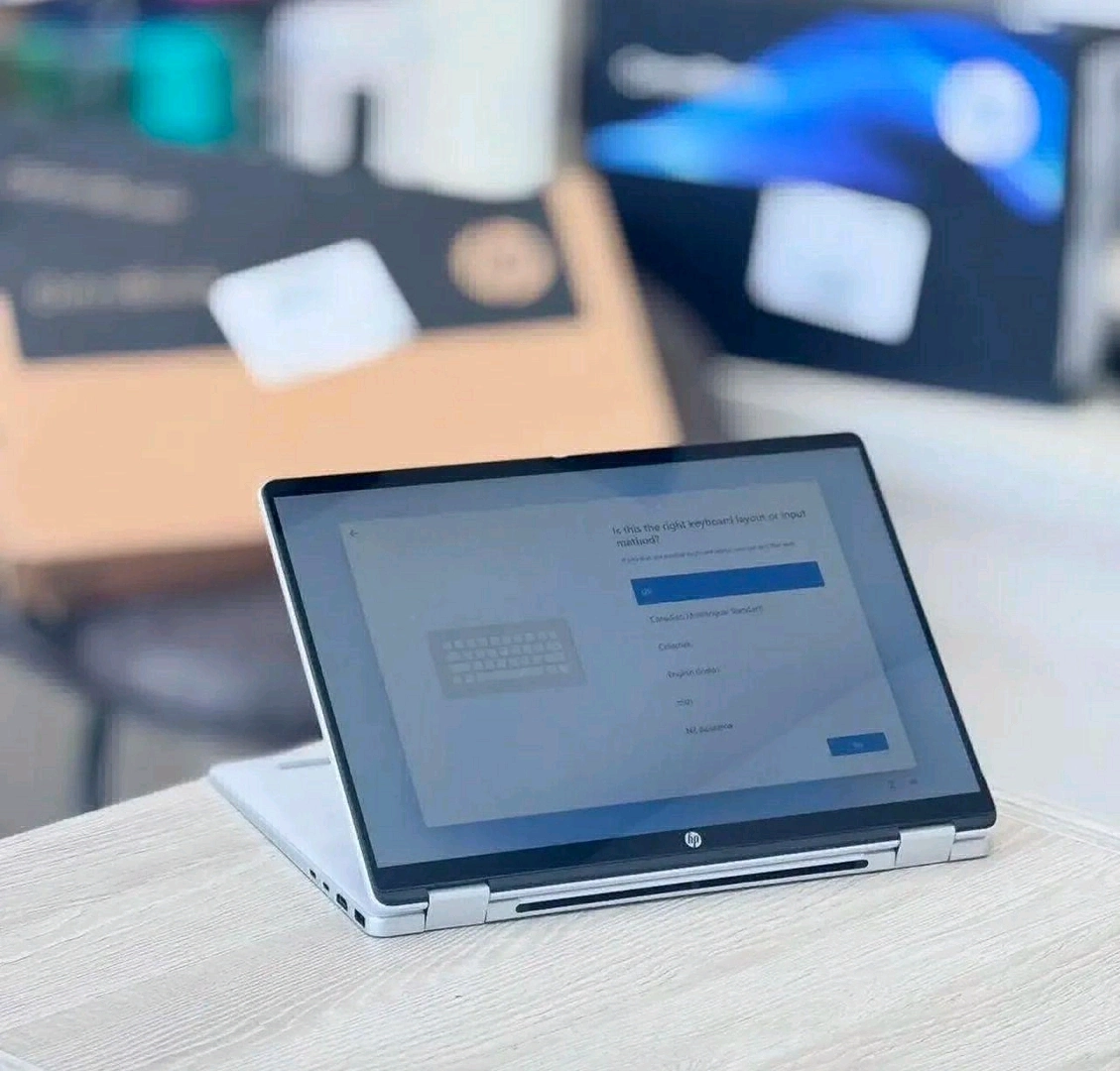Brand New HP OmniBook 5 Flip 2-in-1 Laptop (Core i7, 16GB RAM)