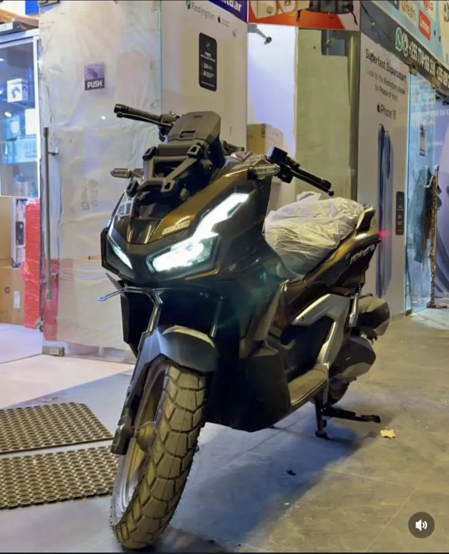 Honda ADV 160