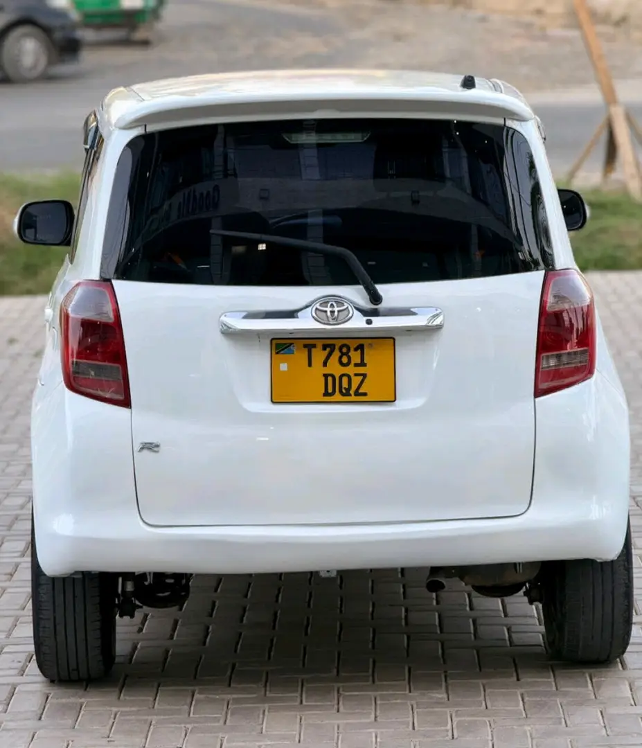 Toyota Ractis Nyeupe, 1490cc, AC, Music System thumbnail 6