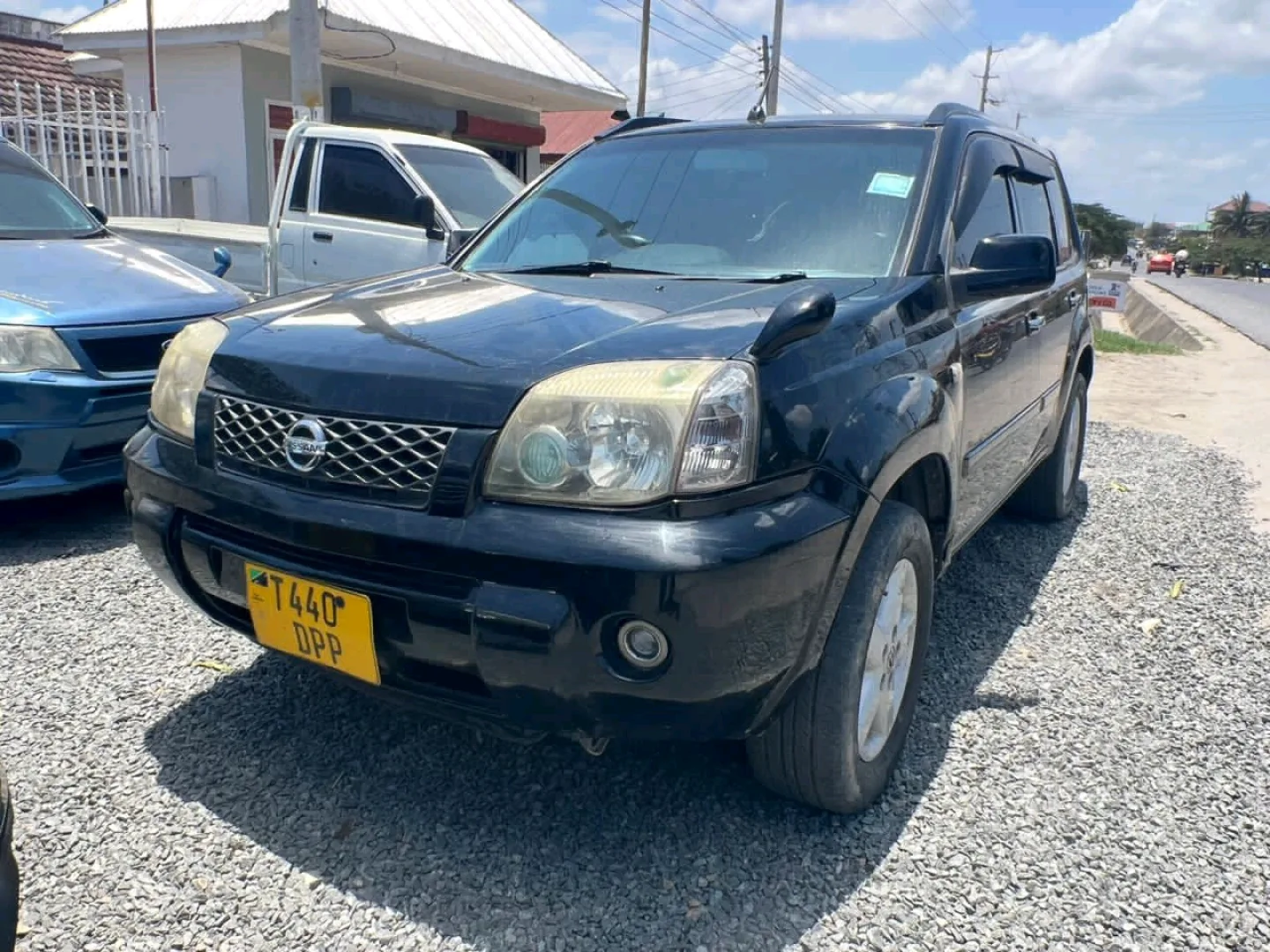 Used Black Nissan X-Trail SUV 2002 T440DPP thumbnail 3