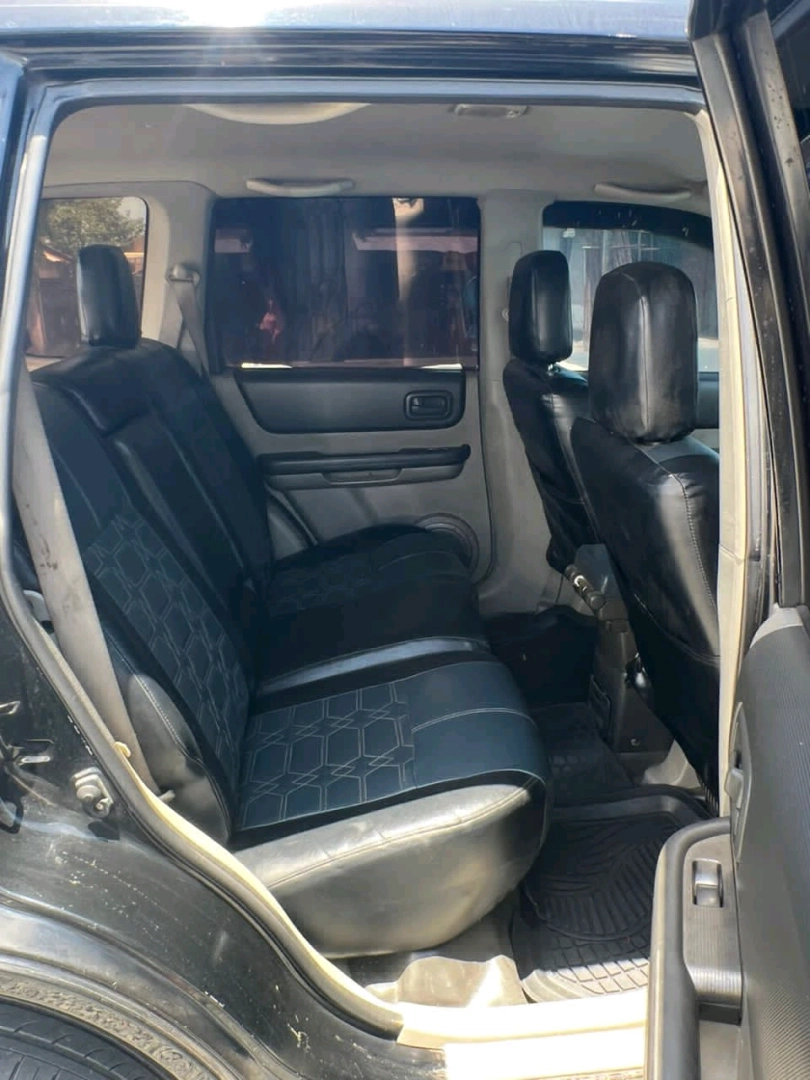Used Black Nissan X-Trail SUV 2002 T440DPP thumbnail 6