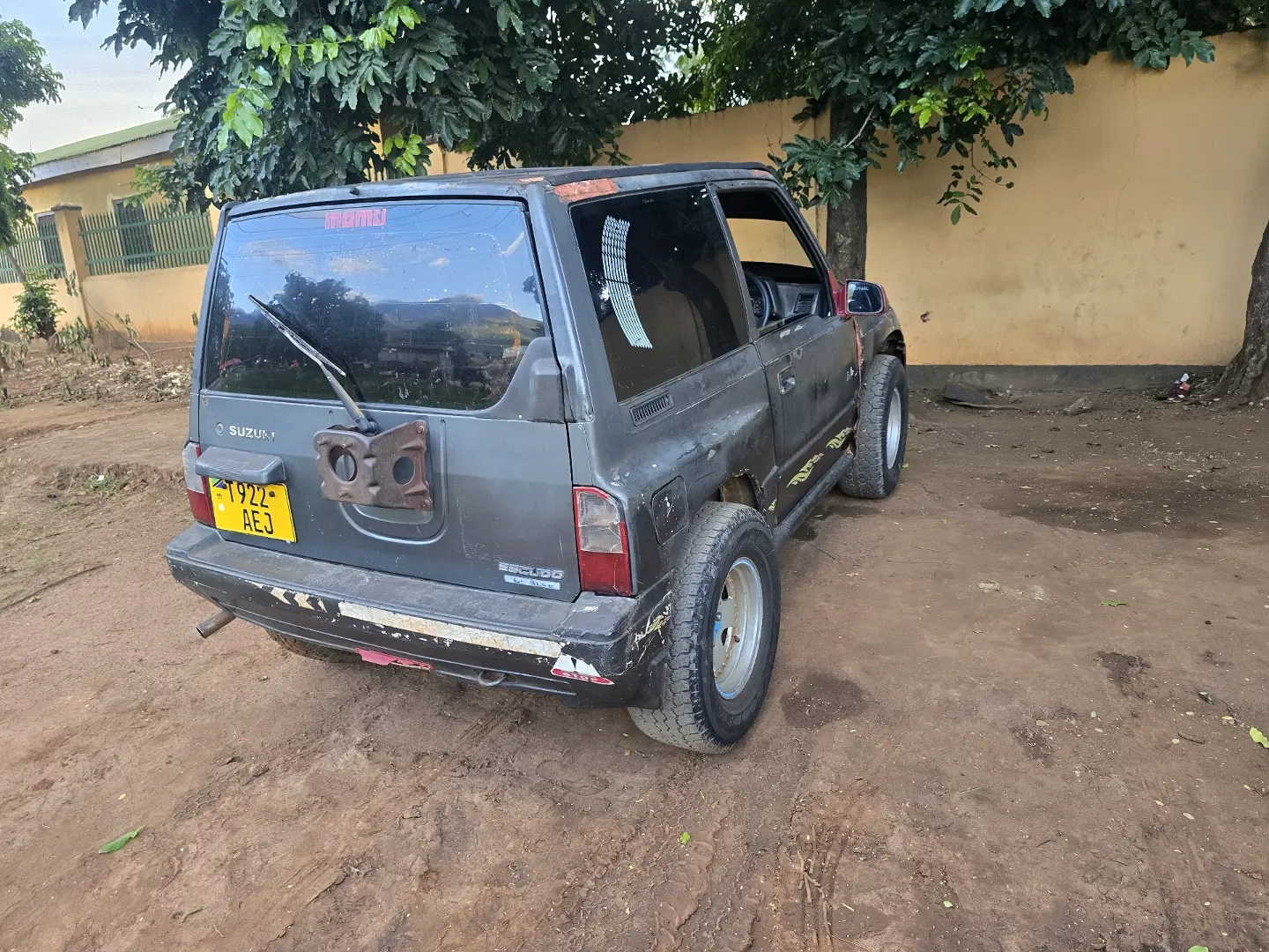 Suzuki Escudo thumbnail 4
