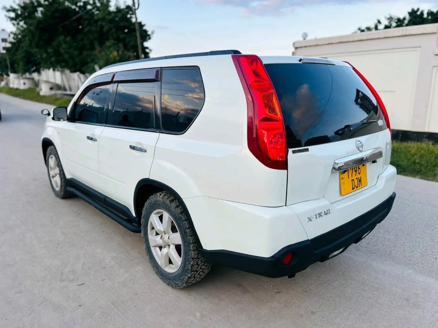 Nissan X-Trail 2009 thumbnail 4