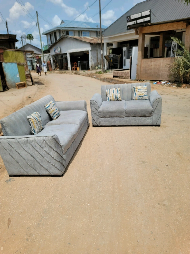 Grey Spring Velvet Sofa Set (3+2) thumbnail 3