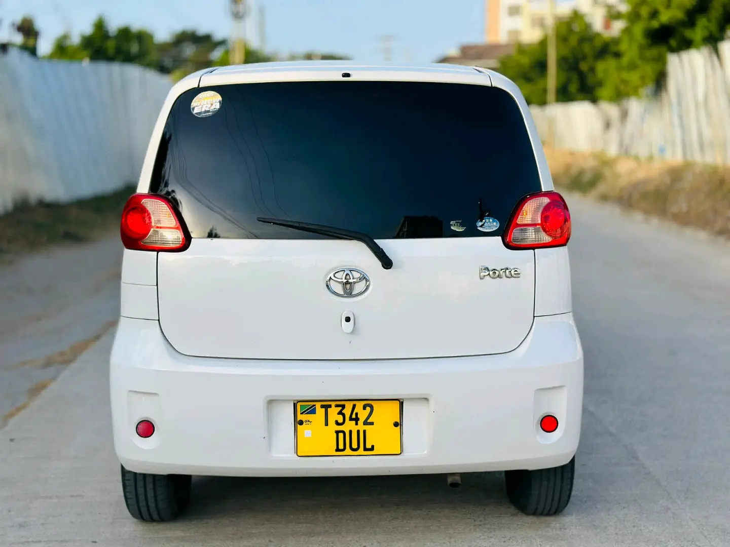 Toyota Porte White 1290cc Automatic thumbnail 7