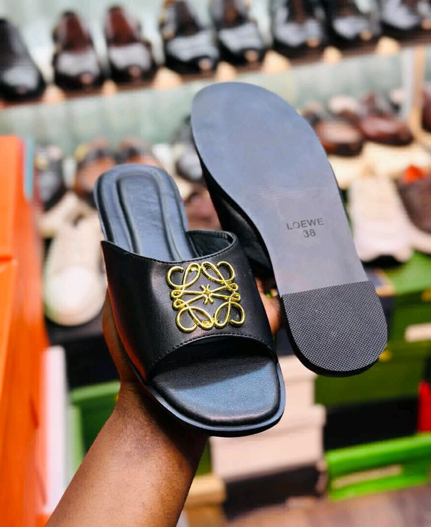 Viatu vya Kike vya Wazi (Sandals/Slippers) - Black & Brown thumbnail 4