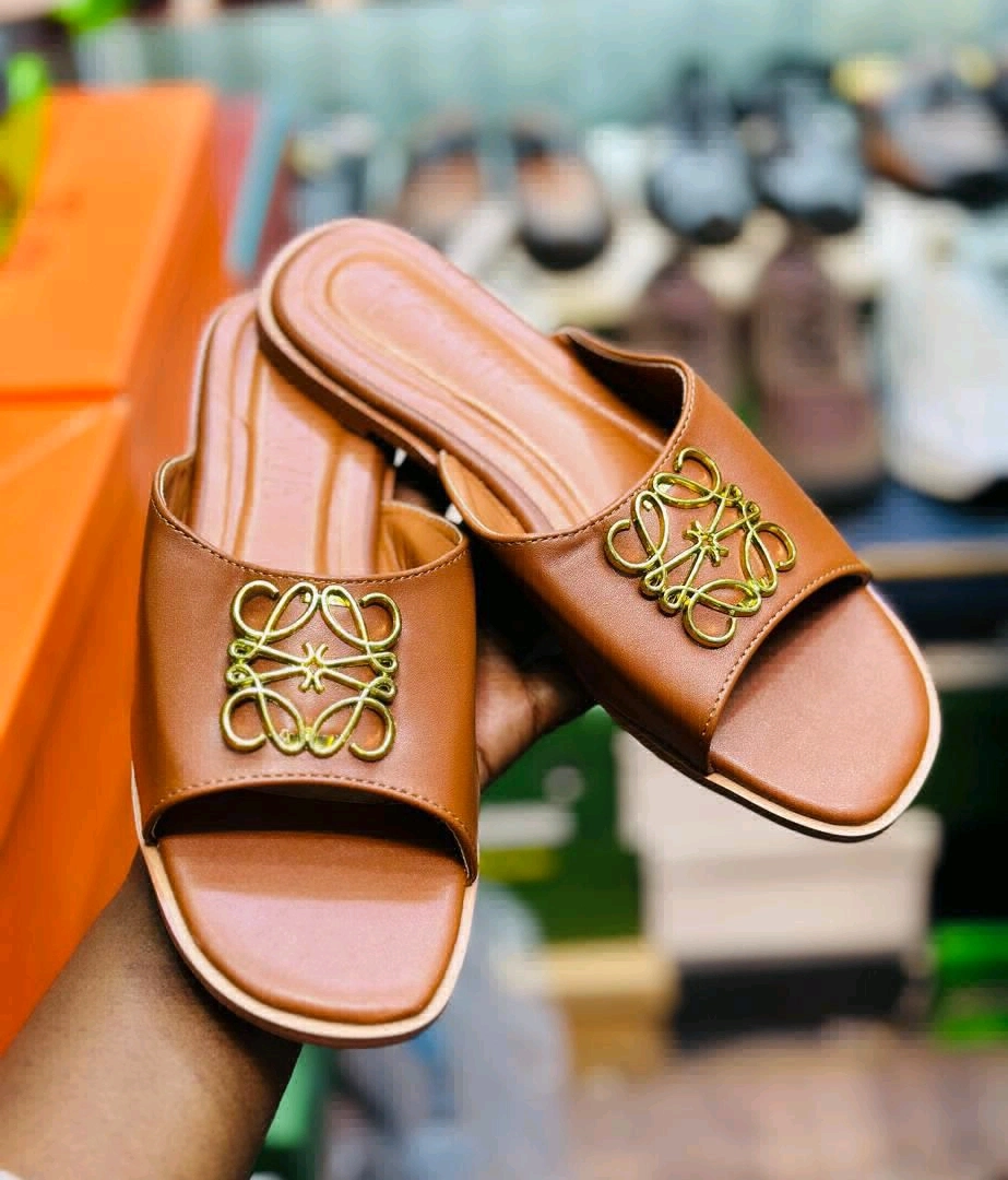 Viatu vya Kike vya Wazi (Sandals/Slippers) - Black & Brown thumbnail 5