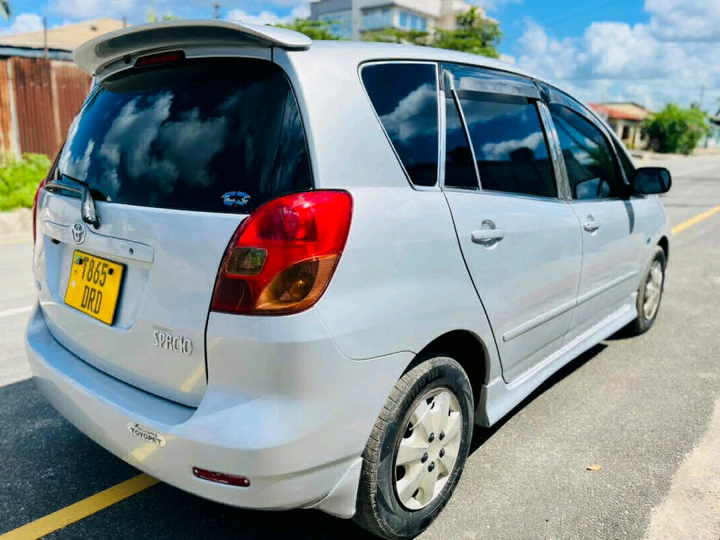 Silver Toyota Spacio Car 1490cc thumbnail 3