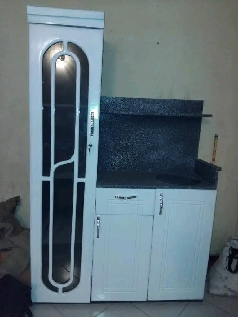 White Kitchen Cabinet Unit