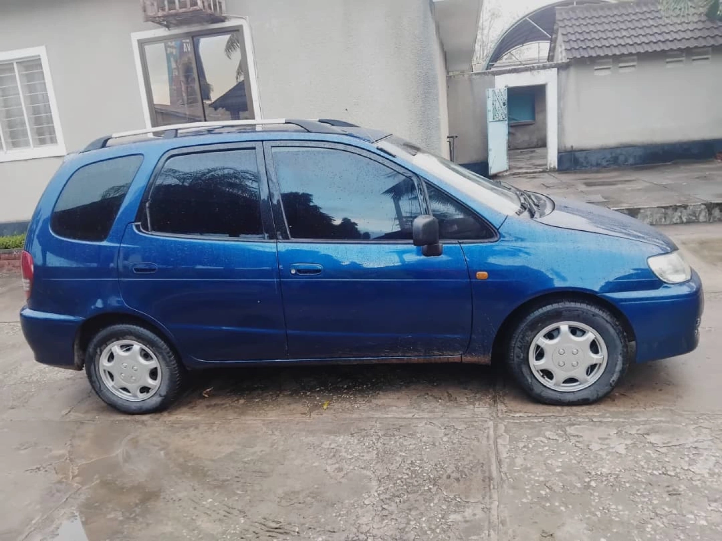 Blue Toyota Spacio Old Model for Sale thumbnail 2