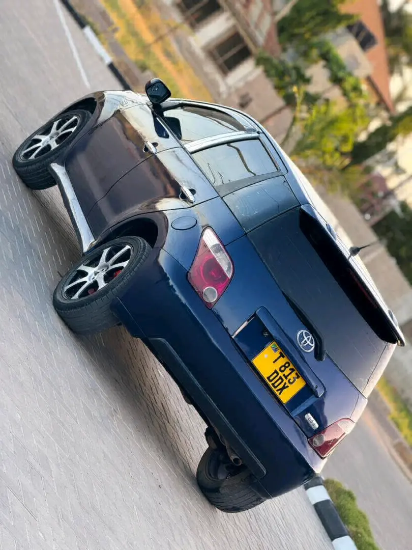 Used Toyota Ist DDX Full AC 1290cc thumbnail 2