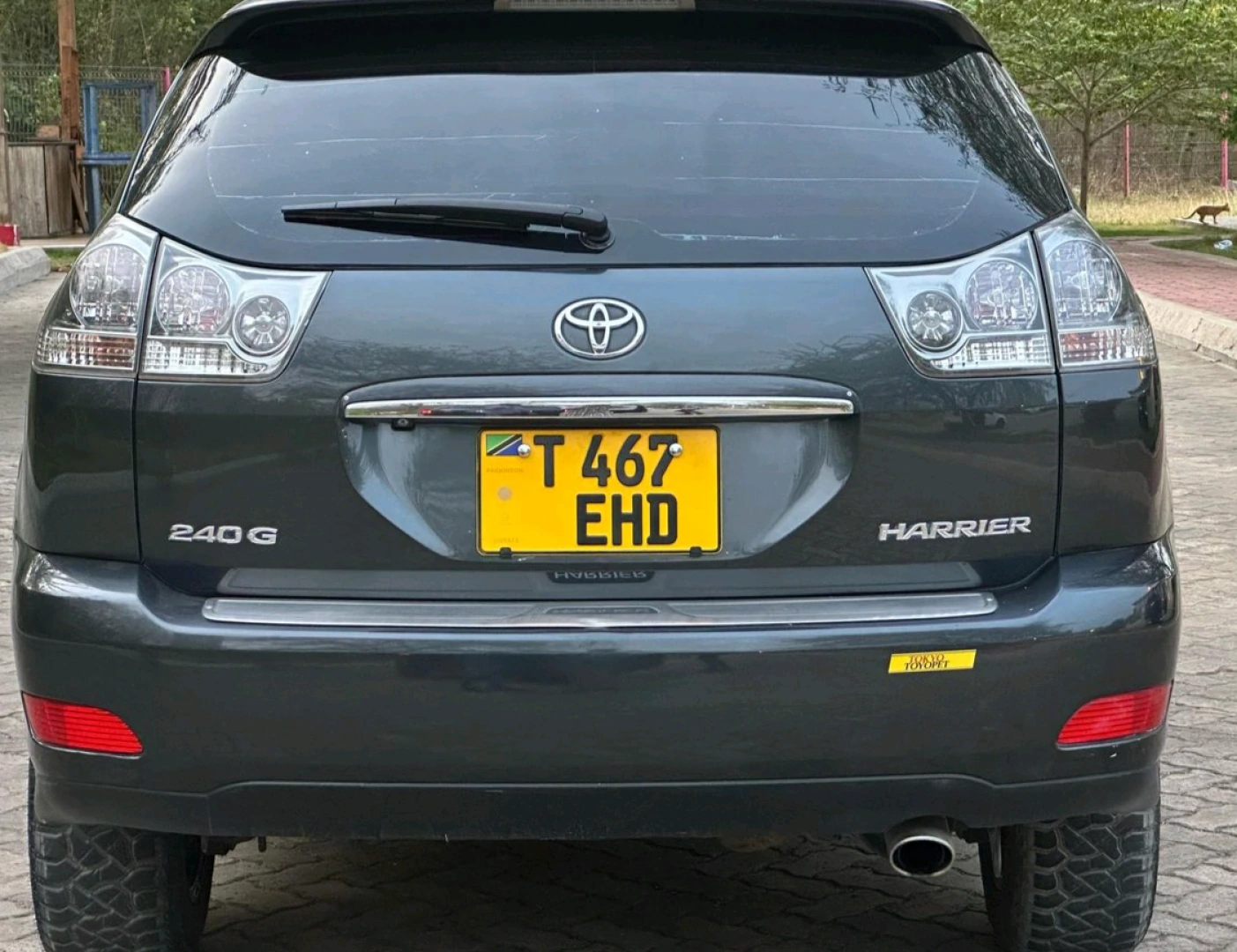Toyota Harrier 2006 Black SUV (EHD) thumbnail 2