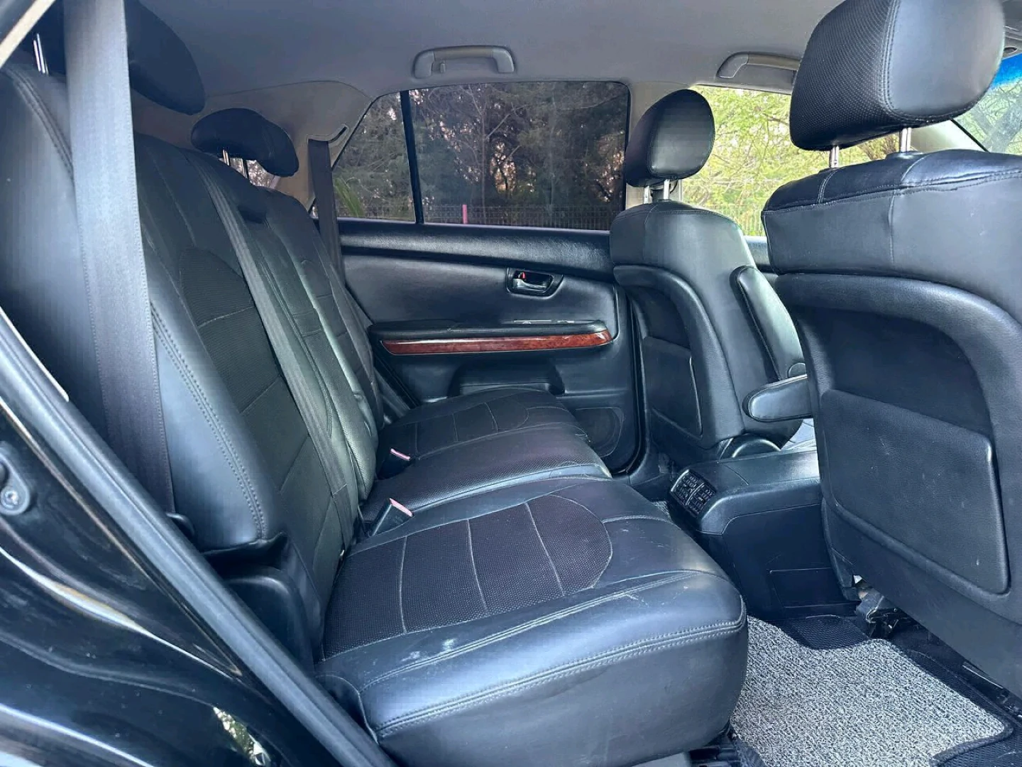 Toyota Harrier SUV 2006 Black (Reg No. DXH) thumbnail 7