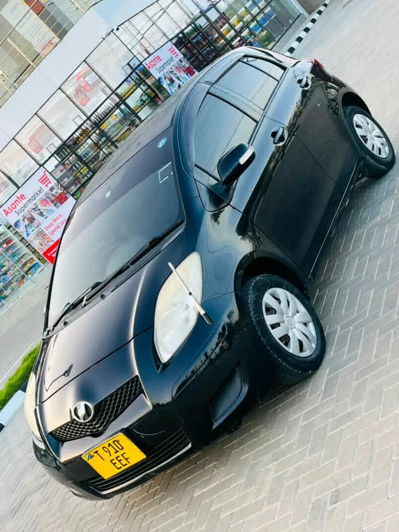 Toyota Vitz New Model 1290cc for Sale thumbnail 2