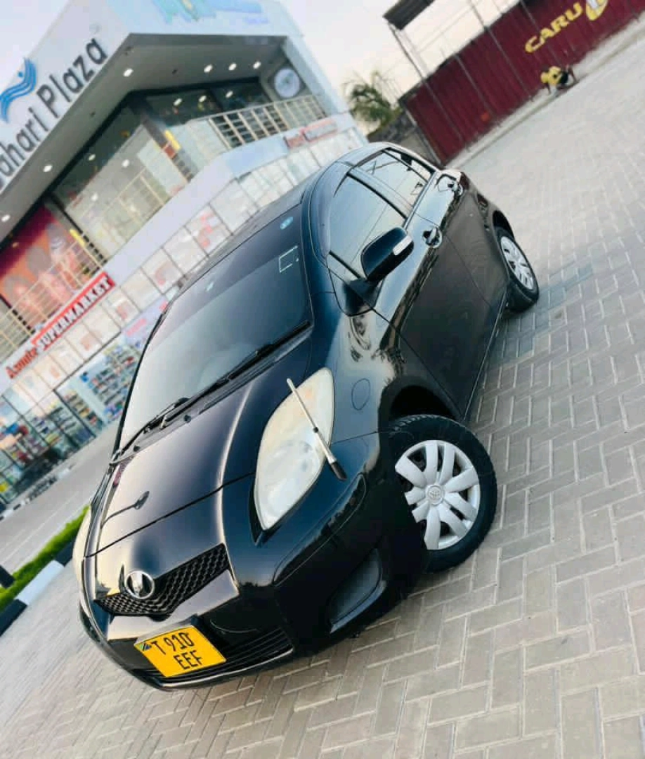 Toyota Vitz New Model 1290cc for Sale thumbnail 3