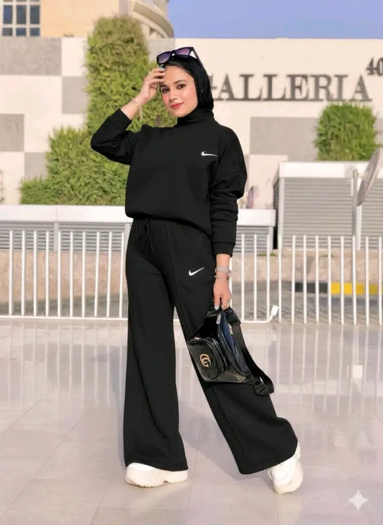 Nike Tracksuits (2-Piece) - Sizes M & XL thumbnail 2