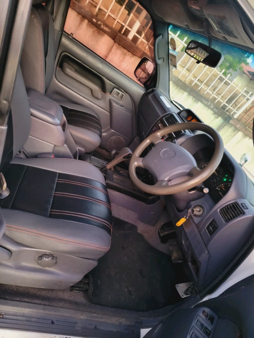 Toyota Land Cruiser Prado 1990 Diesel Automatic thumbnail 7