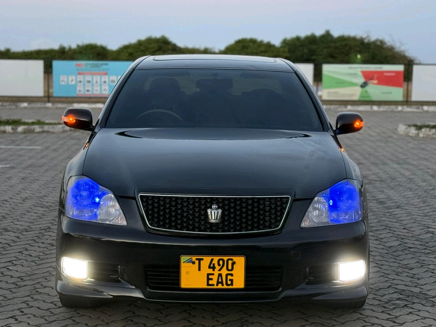 Toyota Crown Athlete 2006 Black