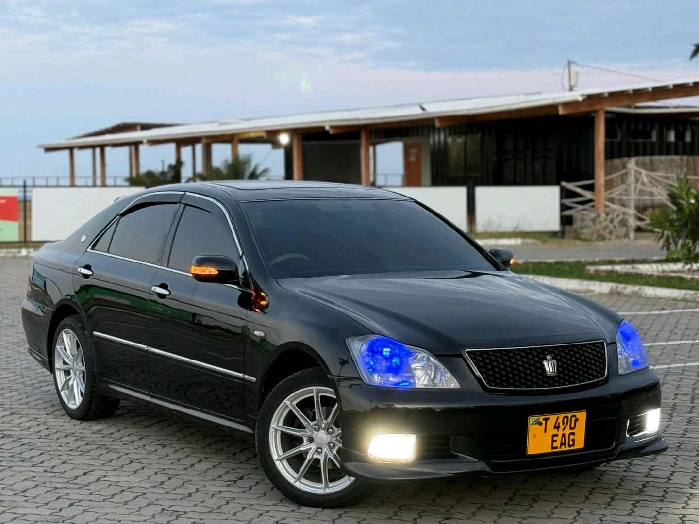 Toyota Crown Athlete 2006 Black thumbnail 2