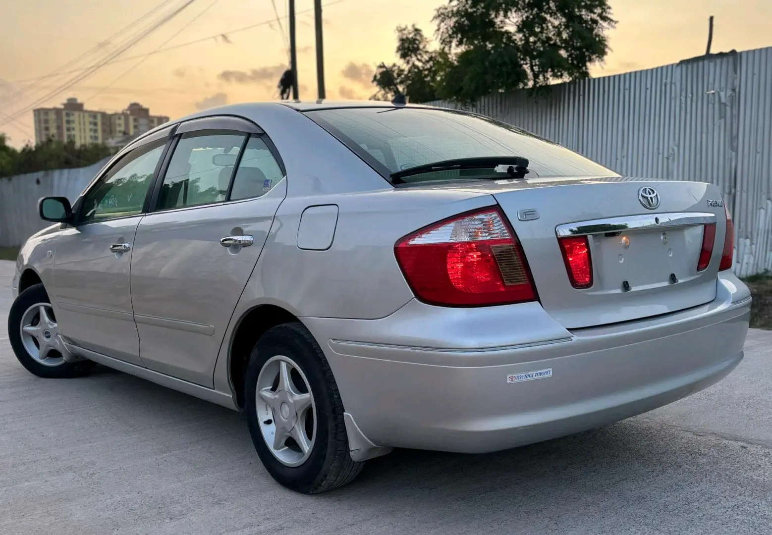 Toyota Premio 2003 Silver, Low Mileage thumbnail 4