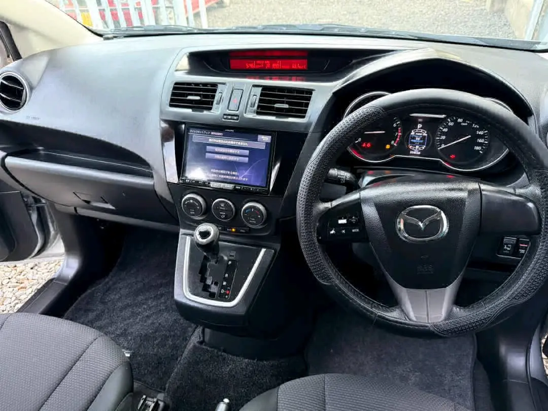 Silver Mazda Premacy 2016 thumbnail 5