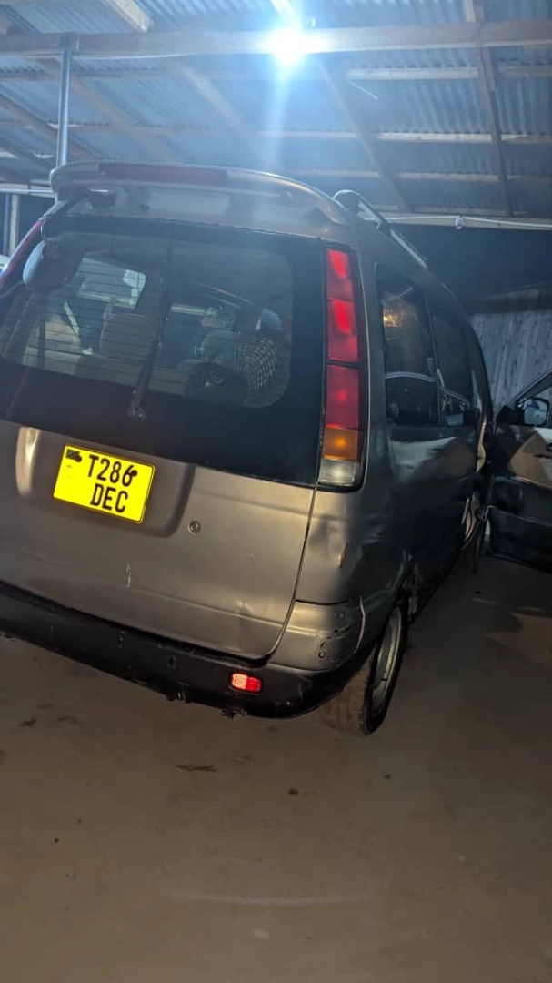 Toyota SR40 Van for Sale (T286 DEC) thumbnail 3
