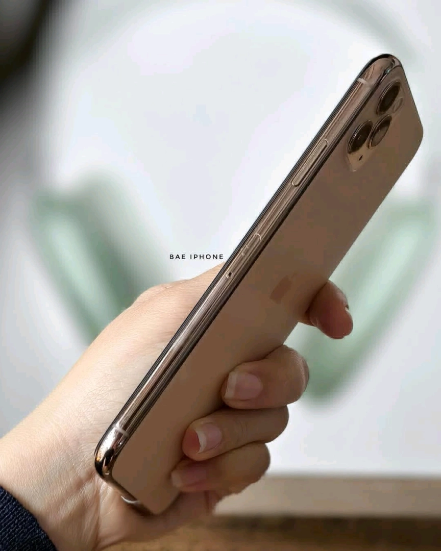 Apple iPhone 11 Pro Max 256GB thumbnail 3