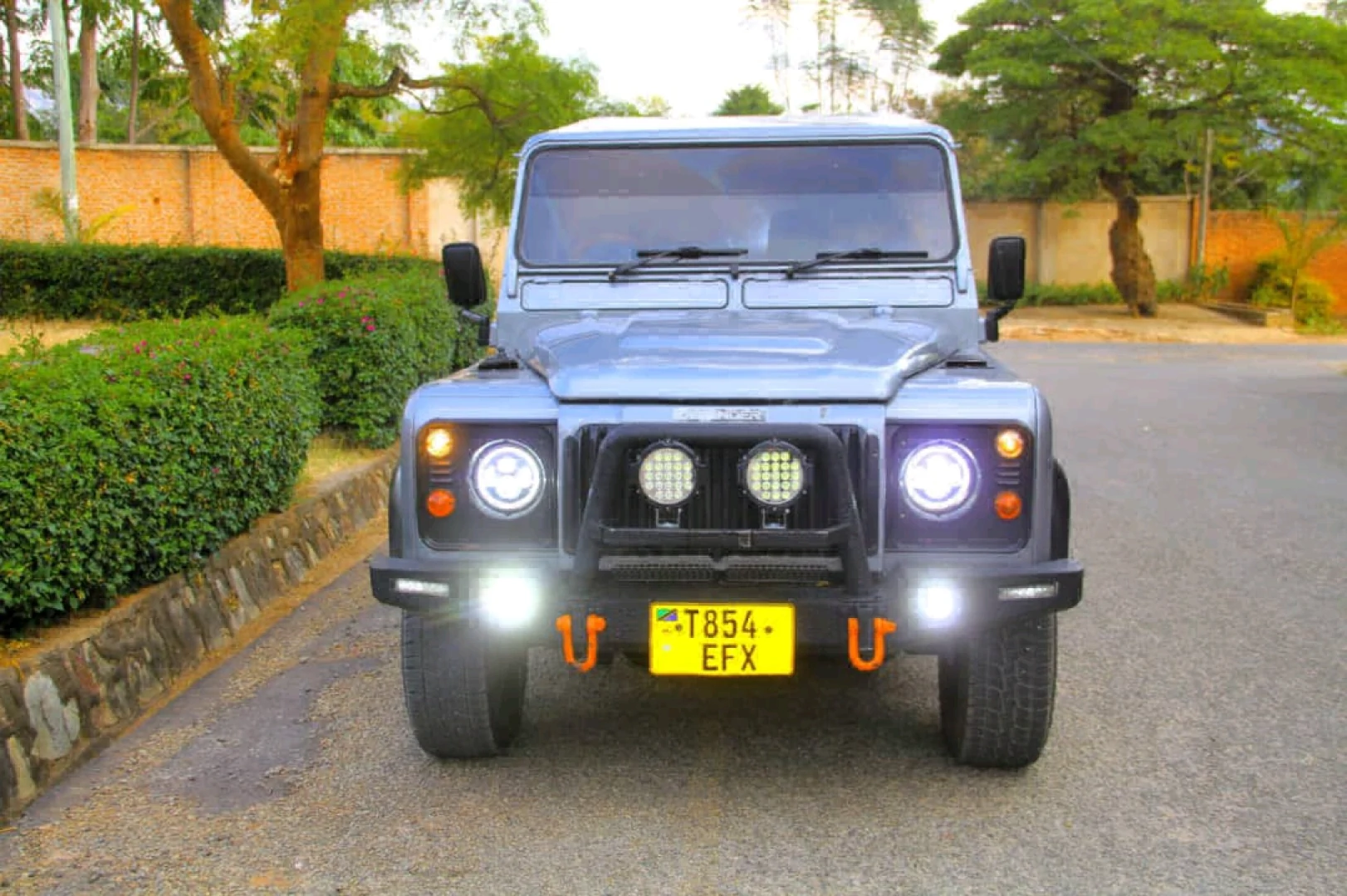 Land Rover Defender 300 TDI Diesel Manual (2003)